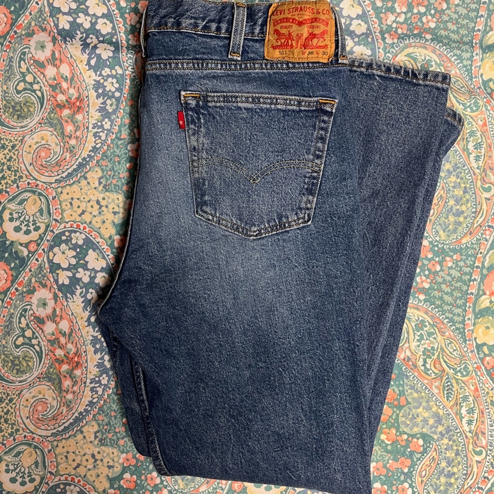Levi’s 511 mens jeans. Size 38x30. Slim fit